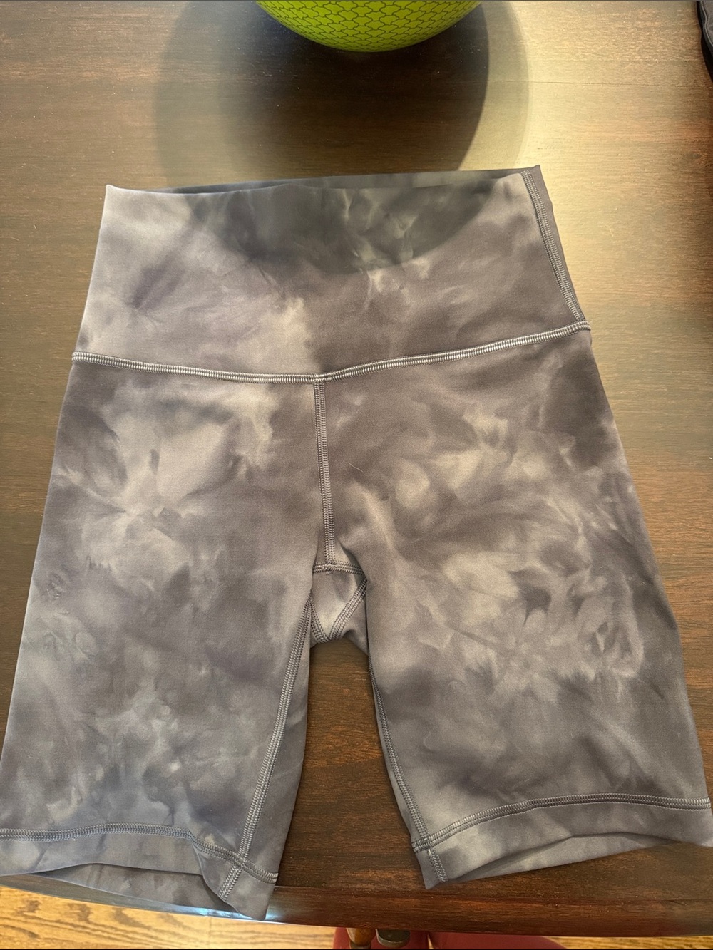 LULULEMON Grey Tie Dye Wunder Train 8” Bike Shorts 4/XS